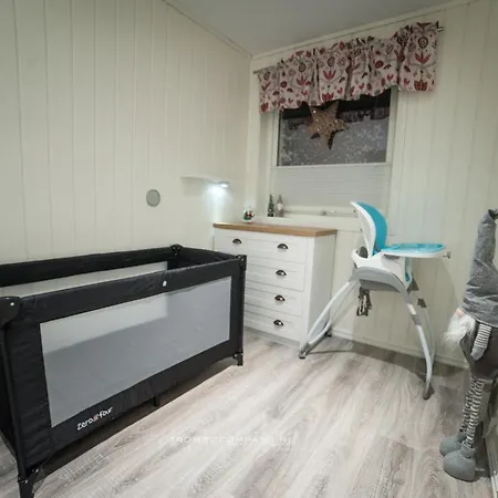Tromso Compass North Kvaloya Apartment *